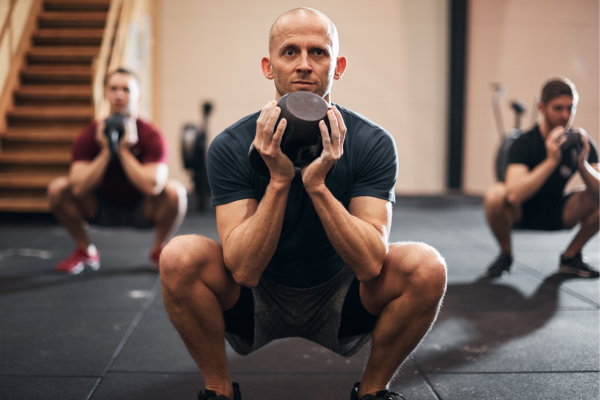 Upptäck varför kollagen är viktigt för män – från muskelmassa och ledhälsa till bindväv och rörlighet. Lär dig hur dagligt tillskott kan ge långsiktiga fördelar.